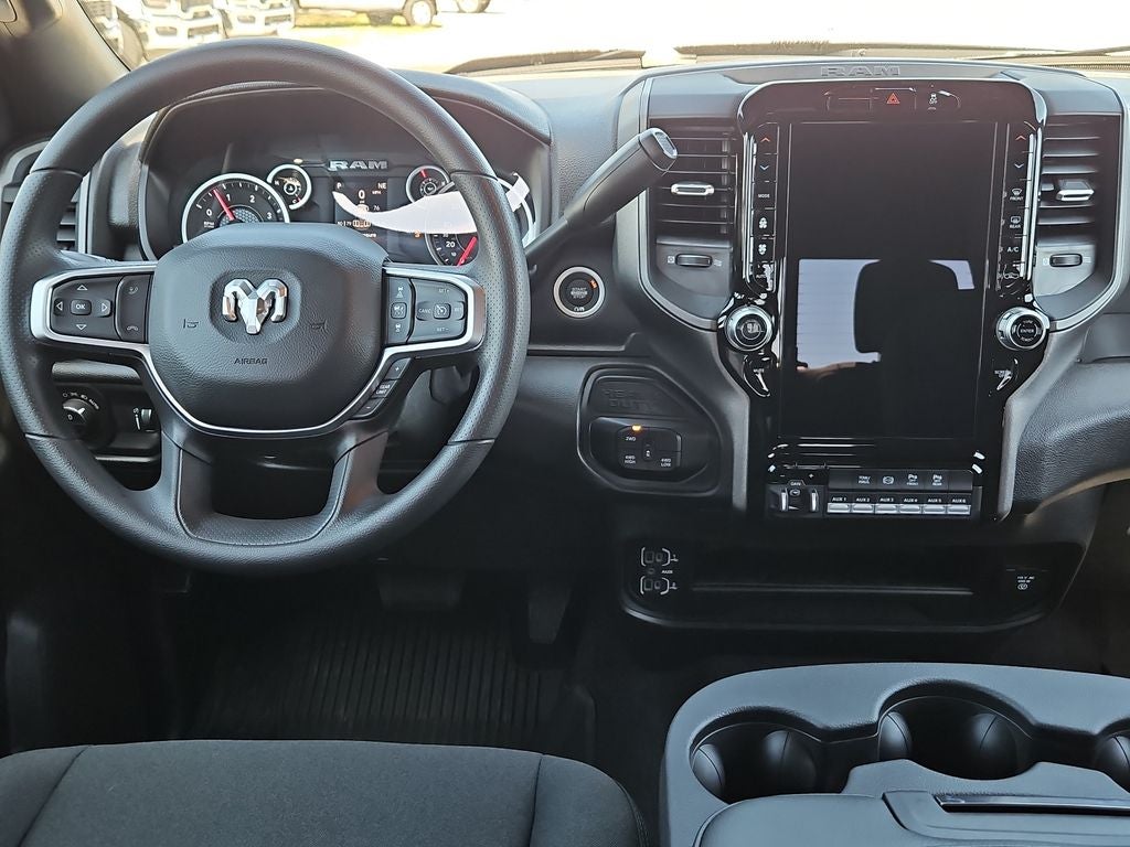 2026 RAM 3500 RAM 3500 TRADESMAN CREW CAB 4X4 8' BOX