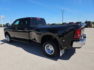 2026 RAM 3500 RAM 3500 TRADESMAN CREW CAB 4X4 8' BOX