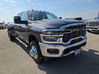 2027 RAM 3500 RAM 3500 TRADESMAN CREW CAB 4X4 8' BOX