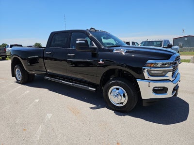 2026 RAM 3500 RAM 3500 TRADESMAN CREW CAB 4X4 8' BOX
