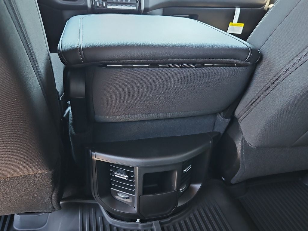 2026 RAM 3500 RAM 3500 TRADESMAN CREW CAB 4X4 8' BOX
