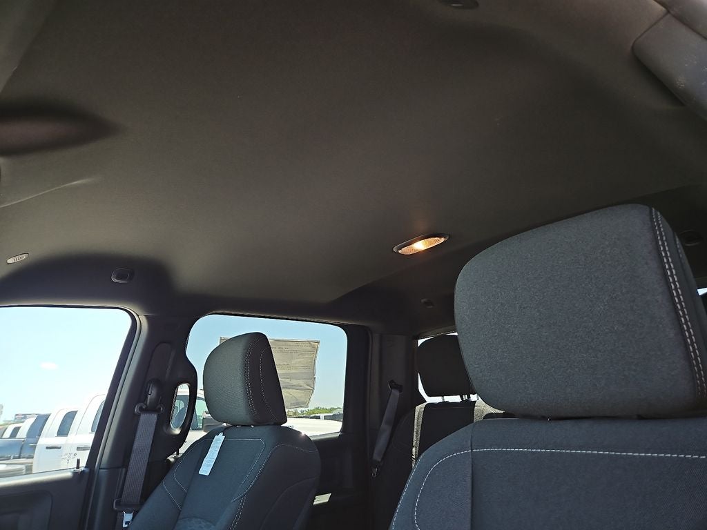 2026 RAM 3500 RAM 3500 TRADESMAN CREW CAB 4X4 8' BOX