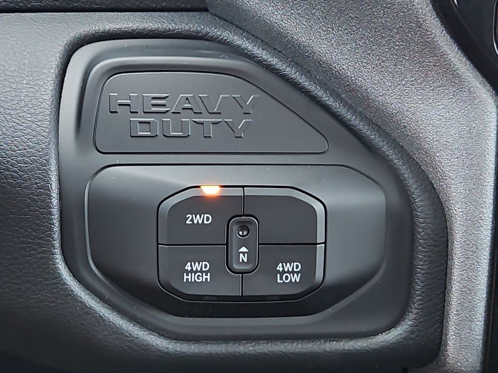 2026 RAM 3500 RAM 3500 TRADESMAN CREW CAB 4X4 8' BOX