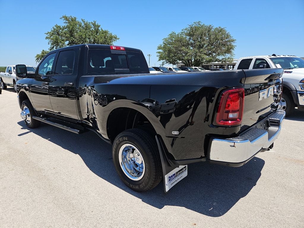 2026 RAM 3500 RAM 3500 TRADESMAN CREW CAB 4X4 8' BOX