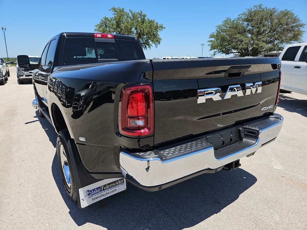 2026 RAM 3500 RAM 3500 TRADESMAN CREW CAB 4X4 8' BOX