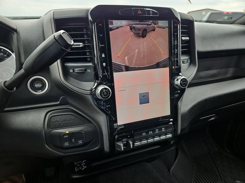 2026 RAM 3500 RAM 3500 TRADESMAN CREW CAB 4X4 8' BOX