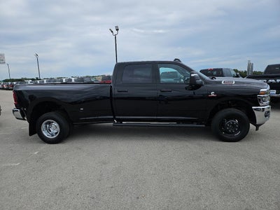 2026 RAM 3500 RAM 3500 TRADESMAN CREW CAB 4X4 8' BOX