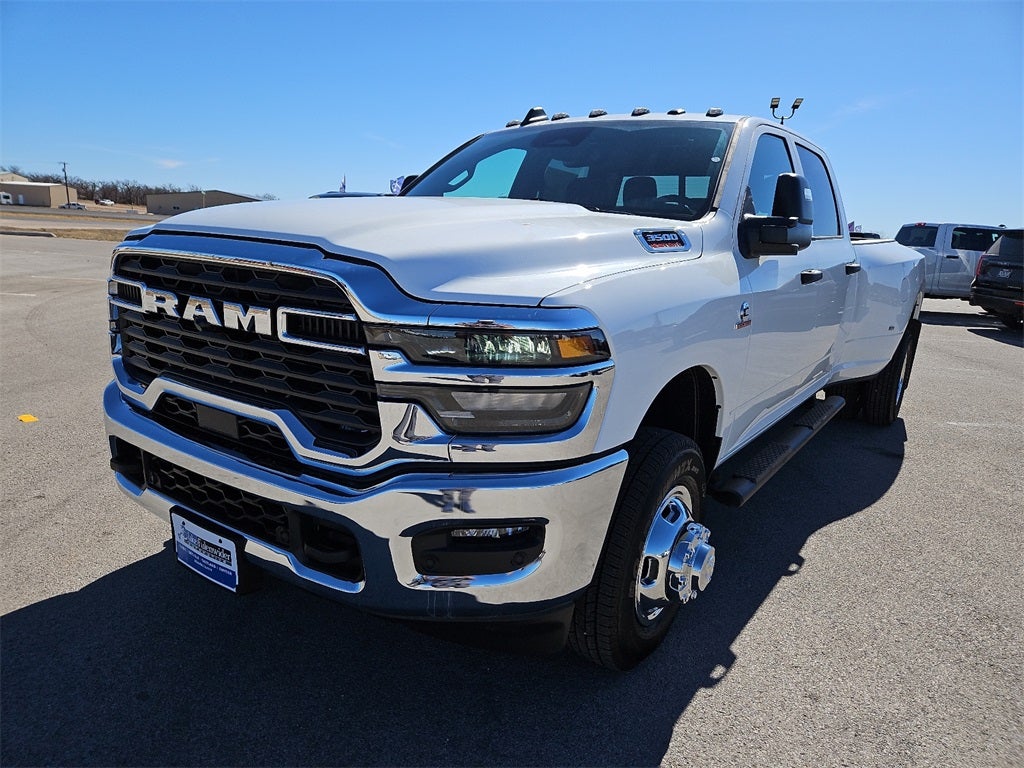 2026 RAM Ram 3500 RAM 3500 TRADESMAN CREW CAB 4X4 8' BOX