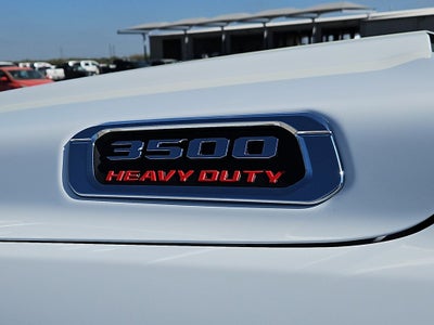 2026 RAM 3500 RAM 3500 TRADESMAN CREW CAB 4X4 8' BOX