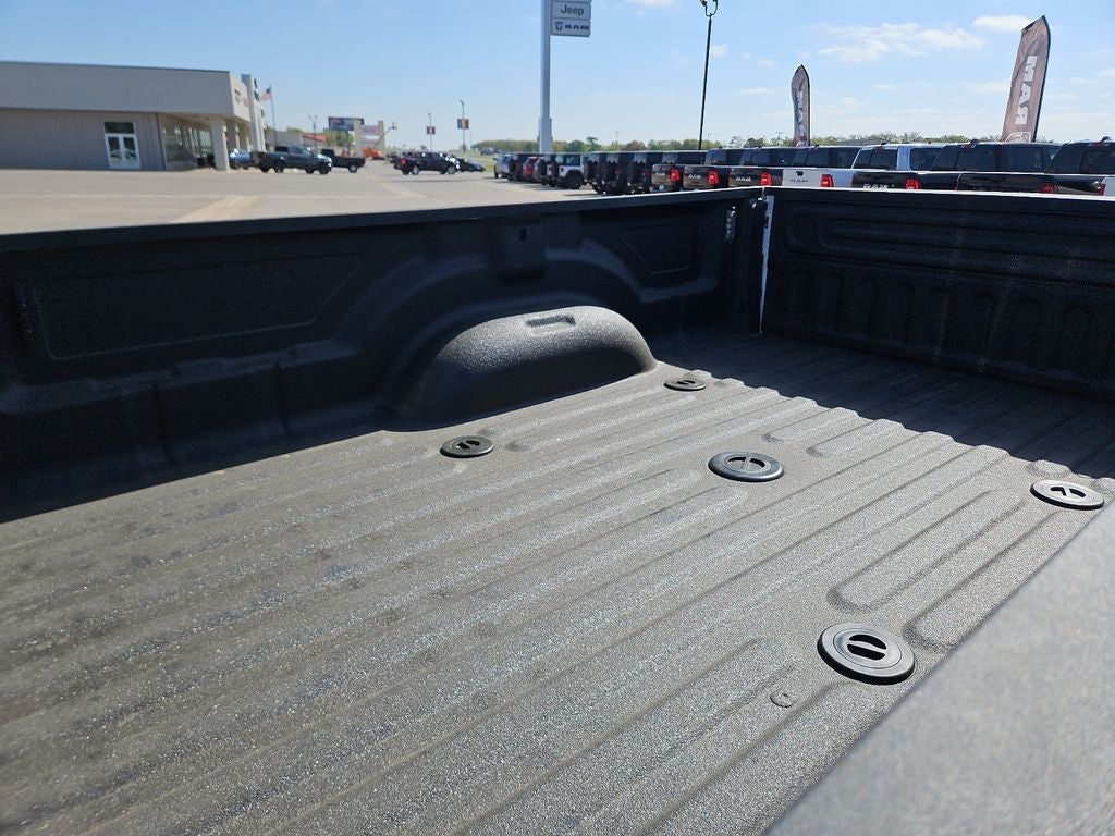 2026 RAM 3500 RAM 3500 TRADESMAN CREW CAB 4X4 8' BOX