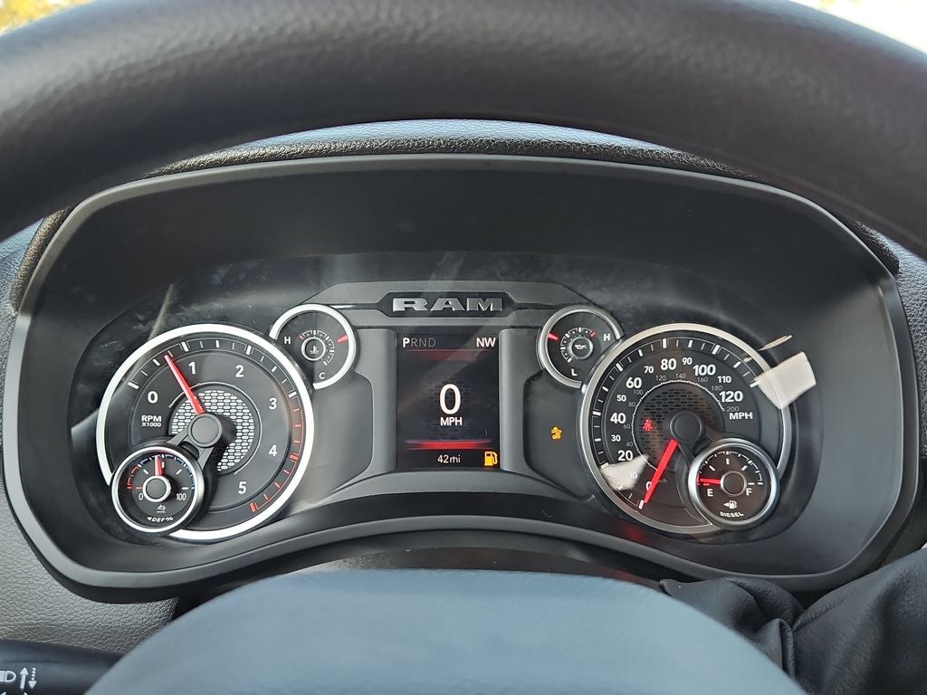 2026 RAM 3500 RAM 3500 TRADESMAN CREW CAB 4X4 8' BOX