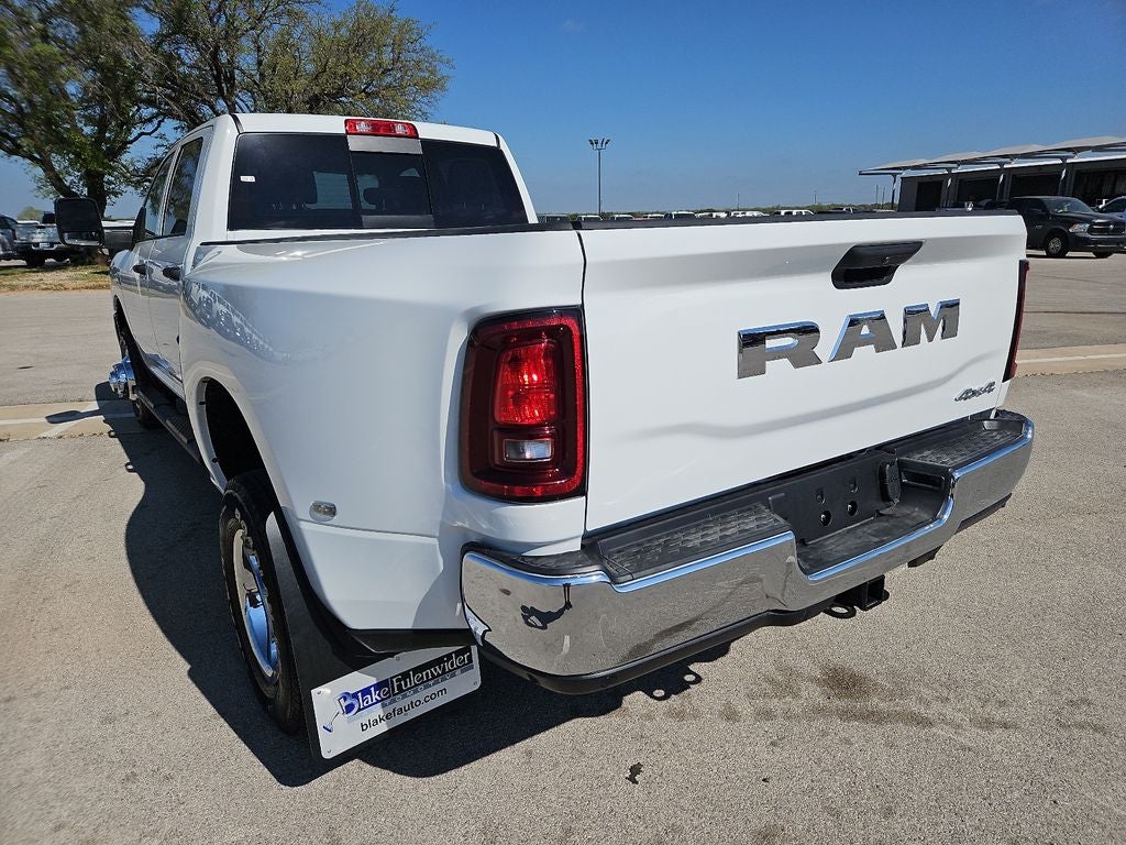 2026 RAM 3500 RAM 3500 TRADESMAN CREW CAB 4X4 8' BOX
