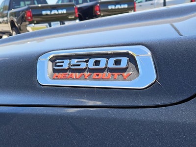 2026 RAM 3500 RAM 3500 TRADESMAN CREW CAB 4X4 8' BOX