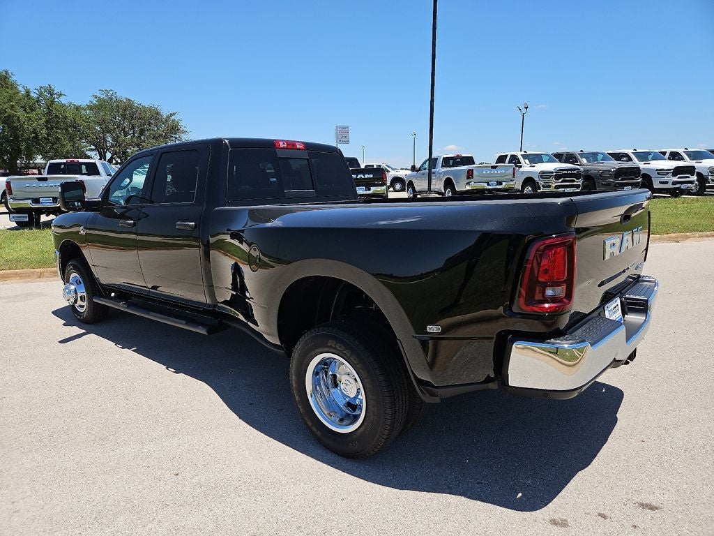 2026 RAM 3500 RAM 3500 TRADESMAN CREW CAB 4X4 8' BOX