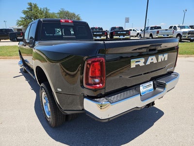 2026 RAM 3500 RAM 3500 TRADESMAN CREW CAB 4X4 8' BOX