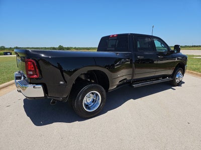 2026 RAM 3500 RAM 3500 TRADESMAN CREW CAB 4X4 8' BOX