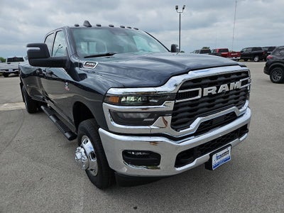 2026 RAM 3500 RAM 3500 TRADESMAN CREW CAB 4X4 8' BOX