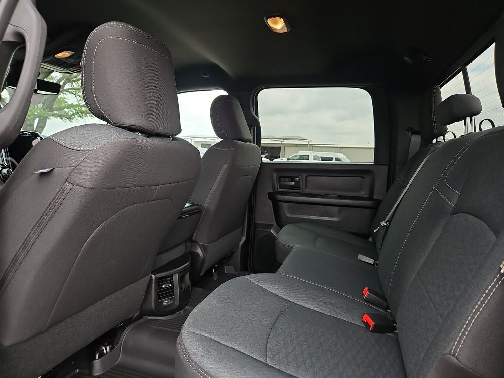 2026 RAM 3500 RAM 3500 TRADESMAN CREW CAB 4X4 8' BOX