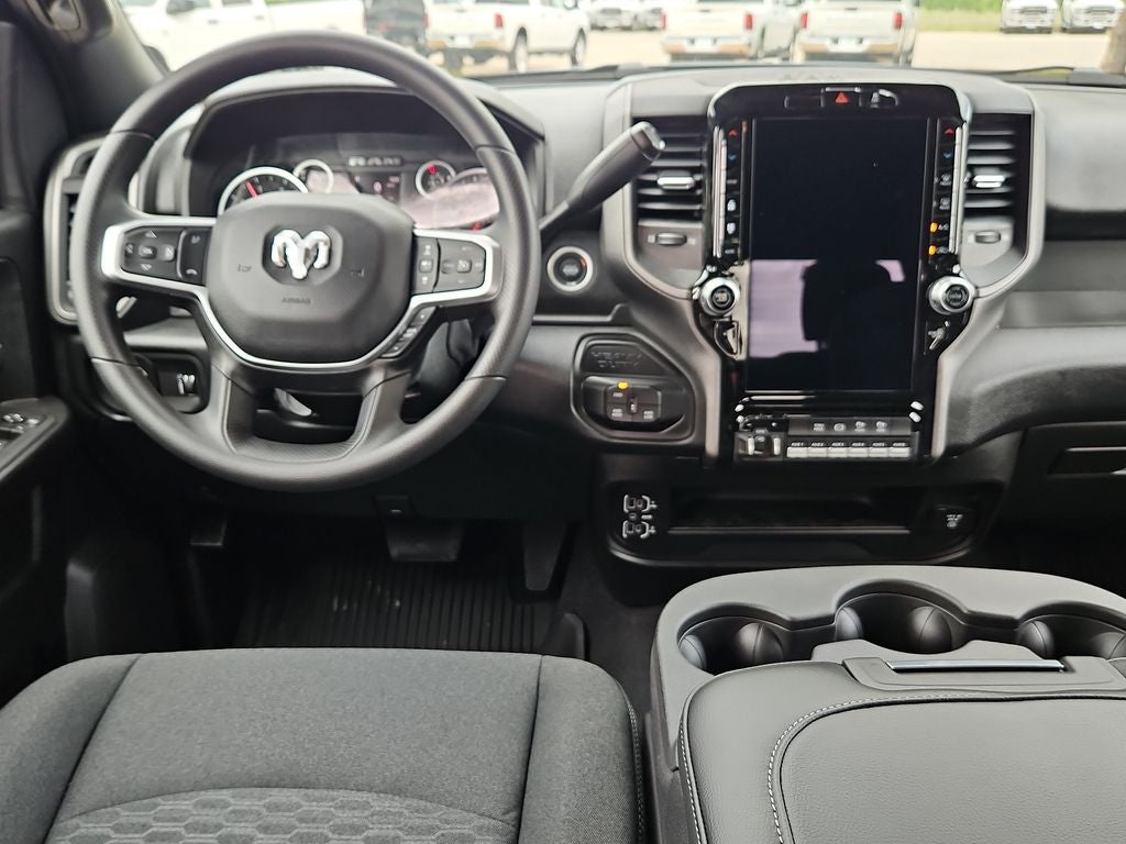 2026 RAM 3500 RAM 3500 TRADESMAN CREW CAB 4X4 8' BOX