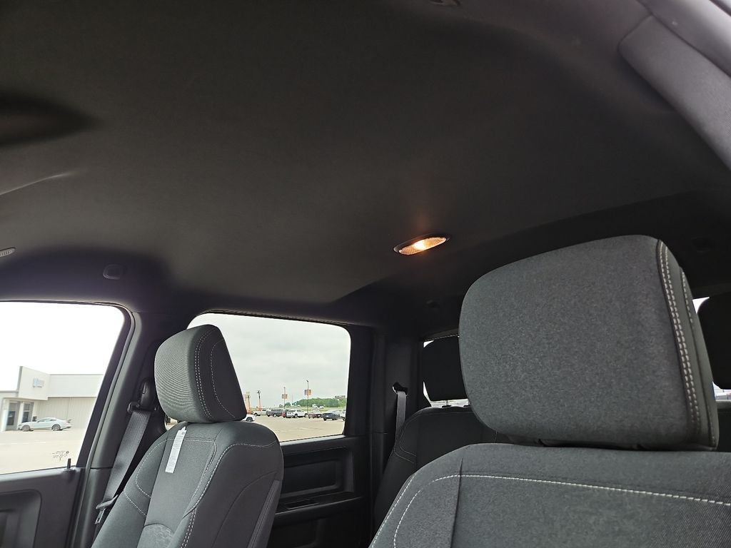 2026 RAM 3500 RAM 3500 TRADESMAN CREW CAB 4X4 8' BOX