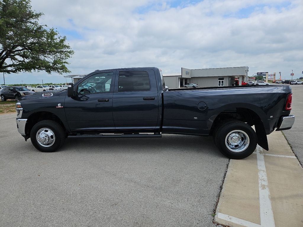 2026 RAM 3500 RAM 3500 TRADESMAN CREW CAB 4X4 8' BOX