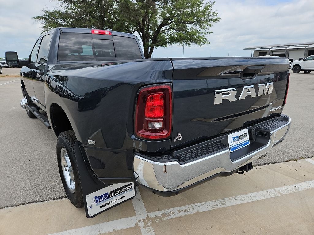 2026 RAM 3500 RAM 3500 TRADESMAN CREW CAB 4X4 8' BOX