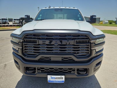 2026 RAM 3500 RAM 3500 TRADESMAN CREW CAB 4X4 8' BOX