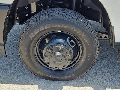 2026 RAM 3500 RAM 3500 TRADESMAN CREW CAB 4X4 8' BOX