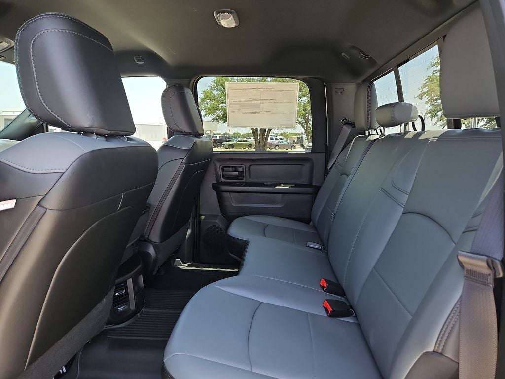 2026 RAM 3500 RAM 3500 TRADESMAN CREW CAB 4X4 8' BOX