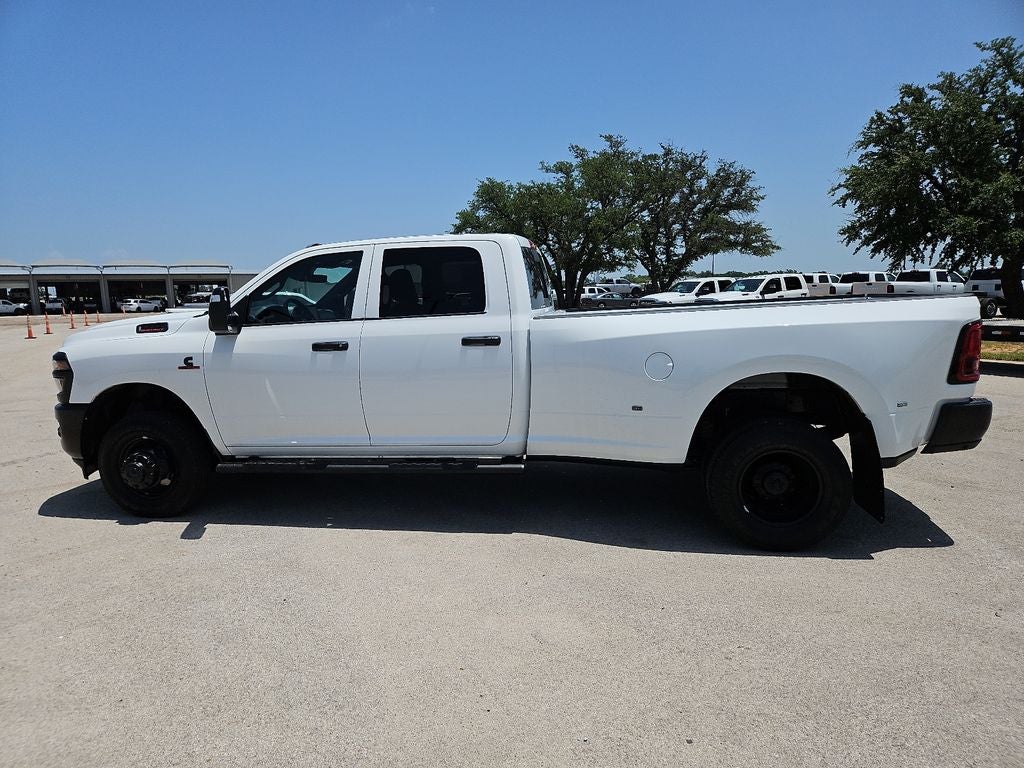 2026 RAM 3500 RAM 3500 TRADESMAN CREW CAB 4X4 8' BOX