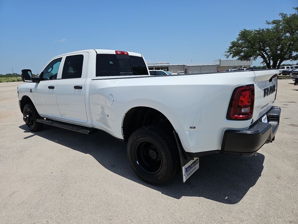 2026 RAM 3500 RAM 3500 TRADESMAN CREW CAB 4X4 8' BOX