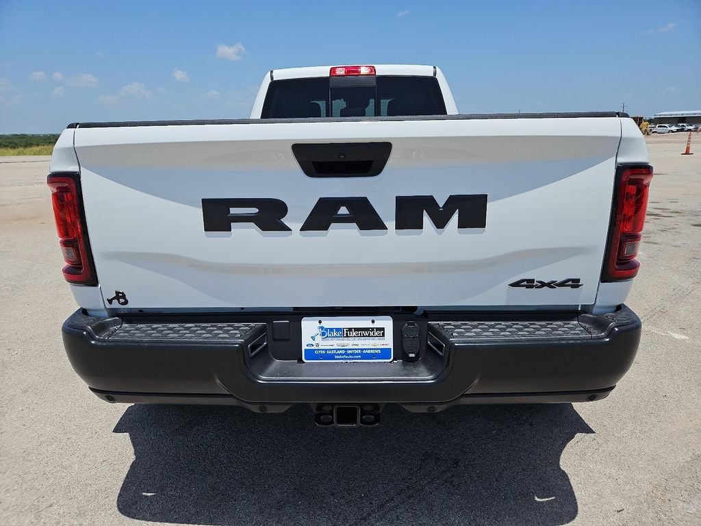 2026 RAM 3500 RAM 3500 TRADESMAN CREW CAB 4X4 8' BOX