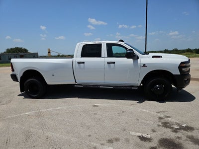 2026 RAM 3500 RAM 3500 TRADESMAN CREW CAB 4X4 8' BOX