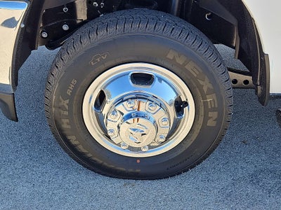 2027 RAM 3500 RAM 3500 TRADESMAN CREW CAB 4X4 8' BOX