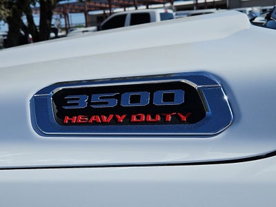 2027 RAM 3500 RAM 3500 TRADESMAN CREW CAB 4X4 8' BOX