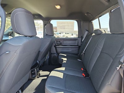 2027 RAM 3500 RAM 3500 TRADESMAN CREW CAB 4X4 8' BOX