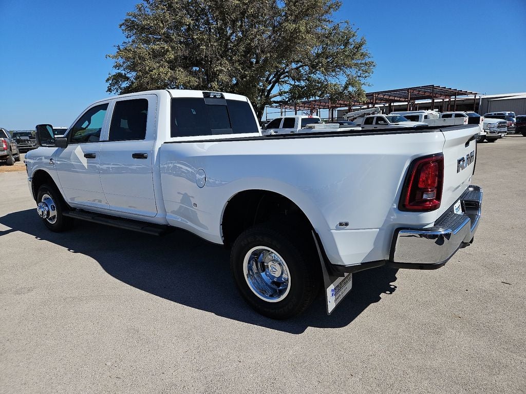 2027 RAM 3500 RAM 3500 TRADESMAN CREW CAB 4X4 8' BOX