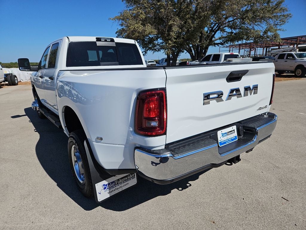 2027 RAM 3500 RAM 3500 TRADESMAN CREW CAB 4X4 8' BOX
