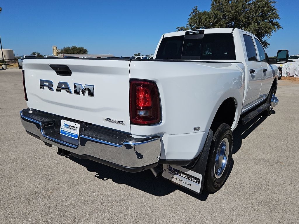 2027 RAM 3500 RAM 3500 TRADESMAN CREW CAB 4X4 8' BOX