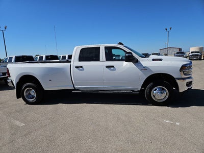 2027 RAM 3500 RAM 3500 TRADESMAN CREW CAB 4X4 8' BOX