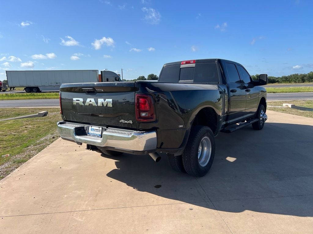 2025 RAM 3500 Tradesman Crew Cab 4x4 8' Box