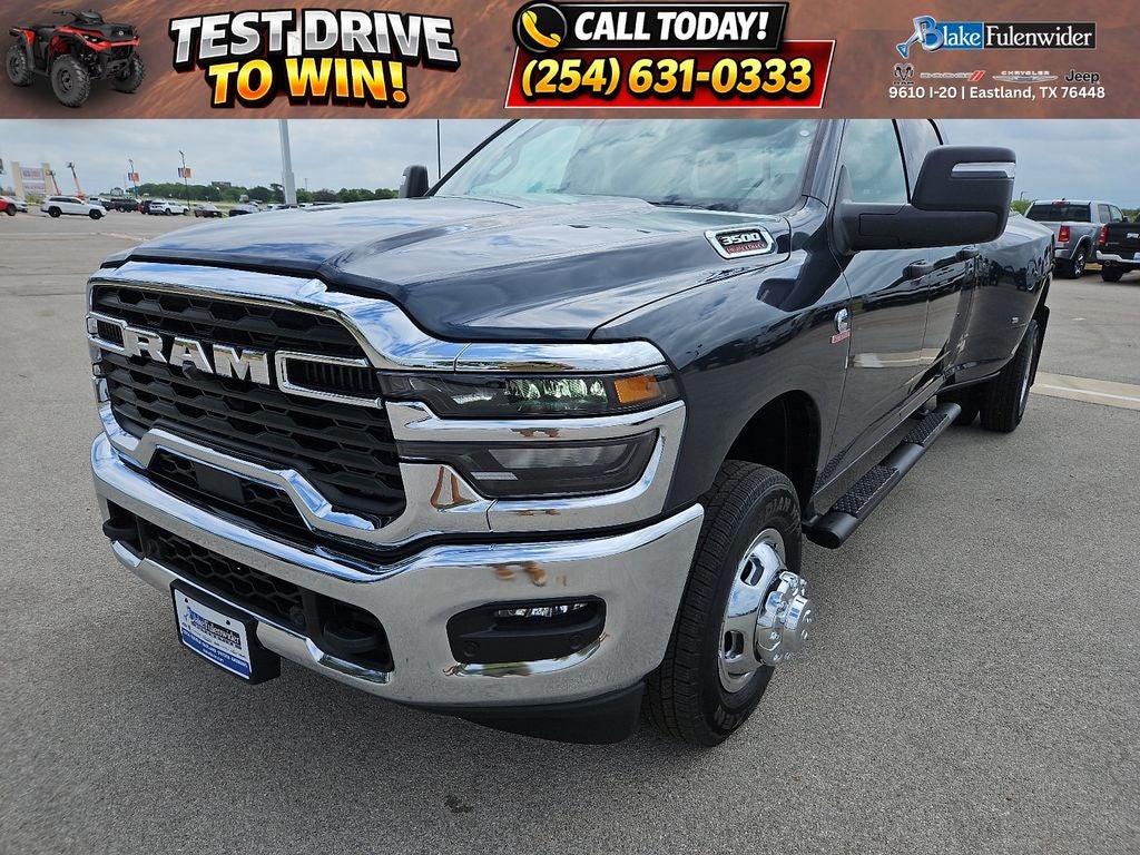 2026 RAM 3500 RAM 3500 TRADESMAN CREW CAB 4X4 8' BOX