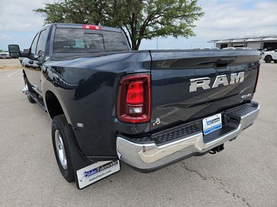 2026 RAM 3500 RAM 3500 TRADESMAN CREW CAB 4X4 8' BOX