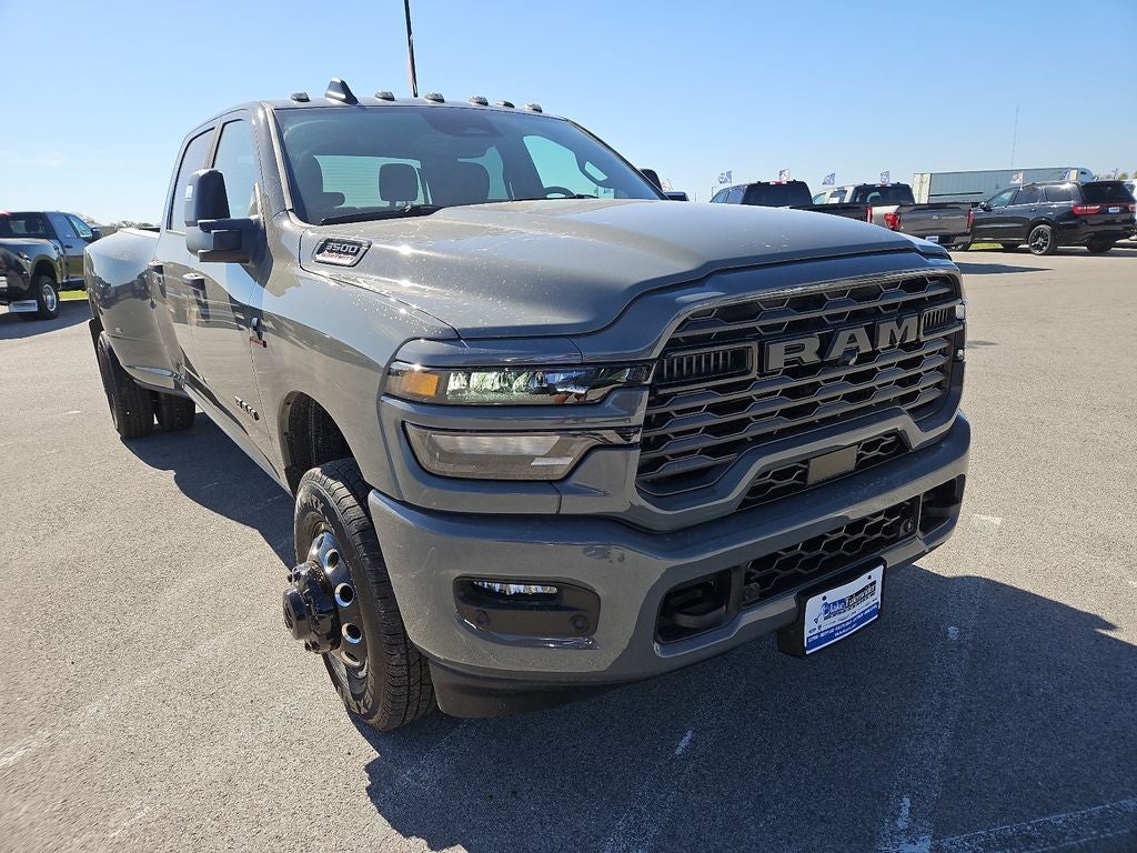 2026 RAM 3500 RAM 3500 LONE STAR CREW CAB 4X4 8' BOX