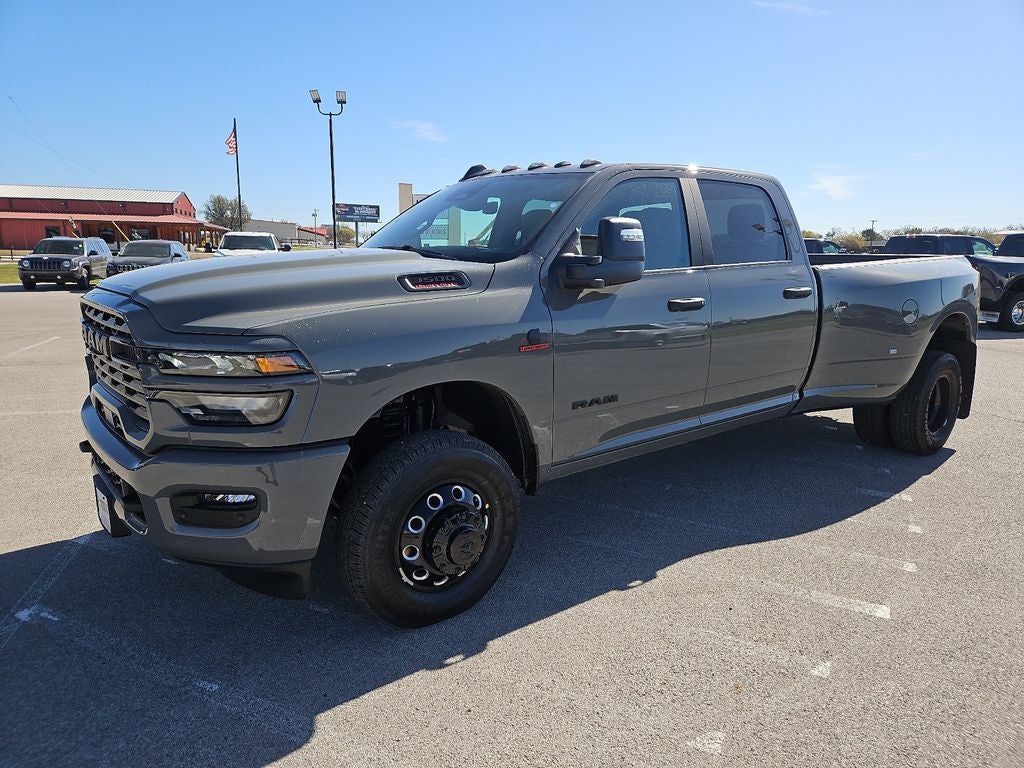 2026 RAM 3500 RAM 3500 LONE STAR CREW CAB 4X4 8' BOX