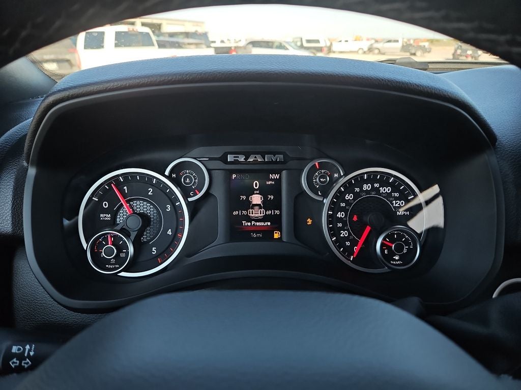 2026 RAM 3500 RAM 3500 LONE STAR CREW CAB 4X4 8' BOX