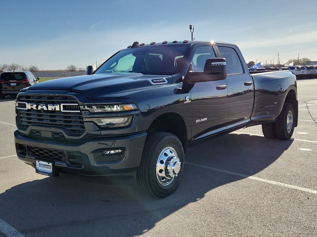 2026 RAM 3500 RAM 3500 LONE STAR CREW CAB 4X4 8' BOX
