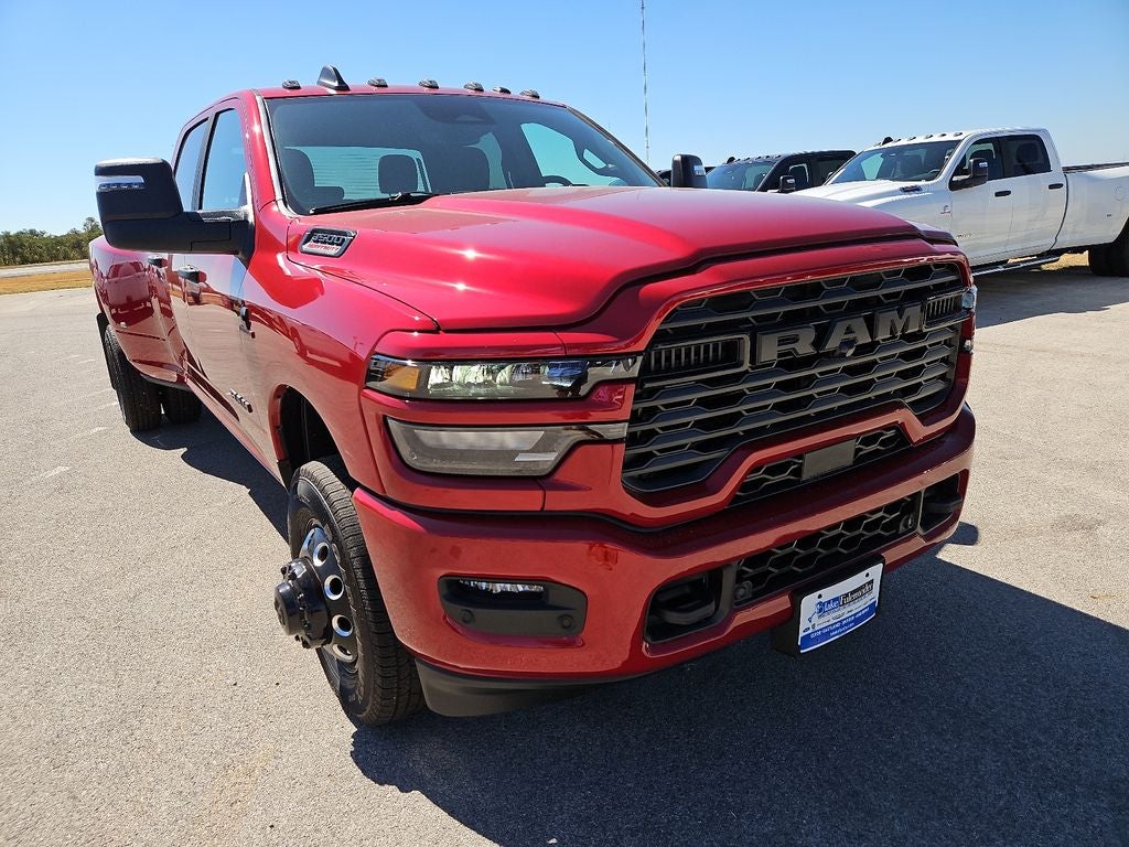 2027 RAM 3500 RAM 3500 LONE STAR CREW CAB 4X4 8' BOX