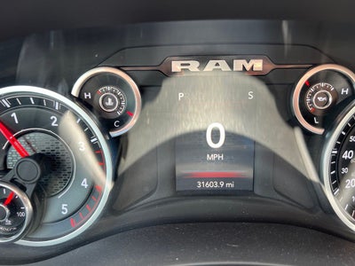 2024 RAM 3500 Big Horn Crew Cab 4x4 8' Box