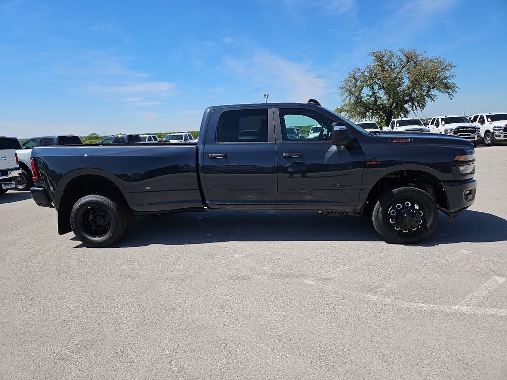 2026 RAM 3500 RAM 3500 LONE STAR CREW CAB 4X4 8' BOX
